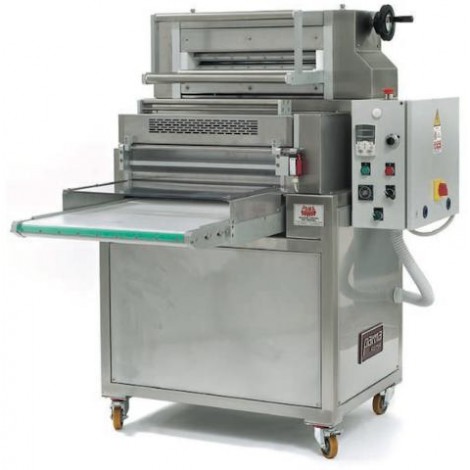 Automatic Sheeter cutter calibration of the sheet and cut tagliatelle mod. STA/280